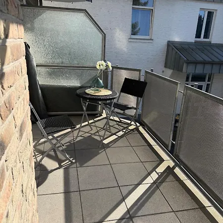 Apartament Sehr Schoene 100 Qm Zentrale Lage 5 Min Nach Aachen