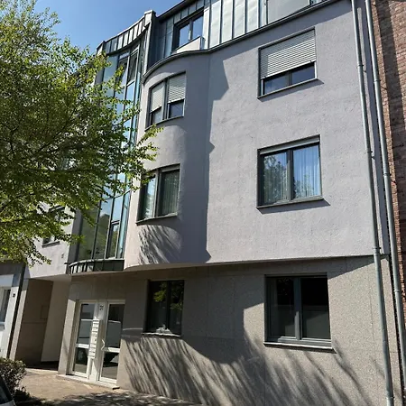 Apartament Sehr Schoene 100 Qm Zentrale Lage 5 Min Nach Aachen *