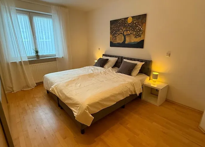 Apartamento Sehr Schoene 100 Qm Zentrale Lage 5 Min Nach Aachen *