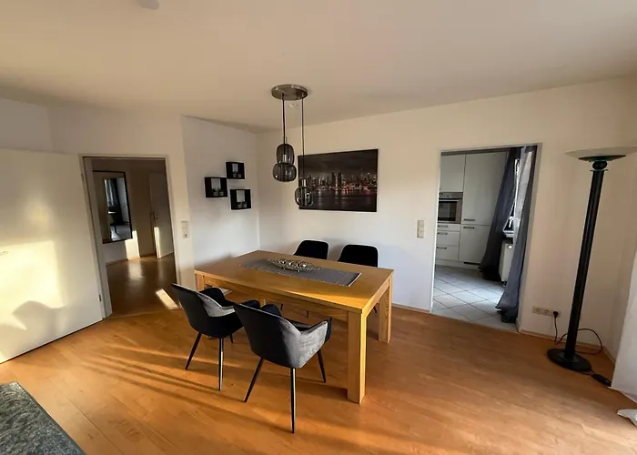 Sehr Schoene 100 Qm Zentrale Lage 5 Min Nach Aachen Würselen